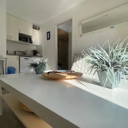 Beautiful Flat With Balcony * Cabourg
